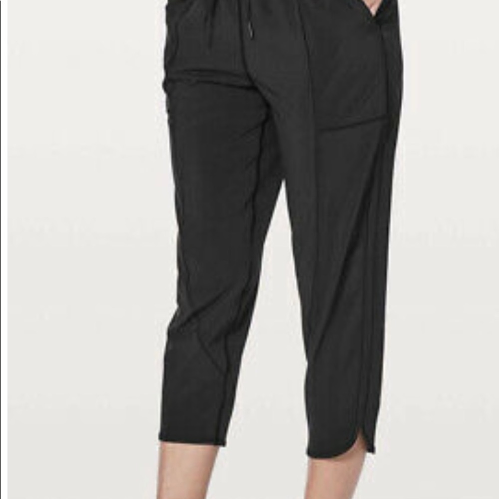 Lululemon Final Play Crop 23"